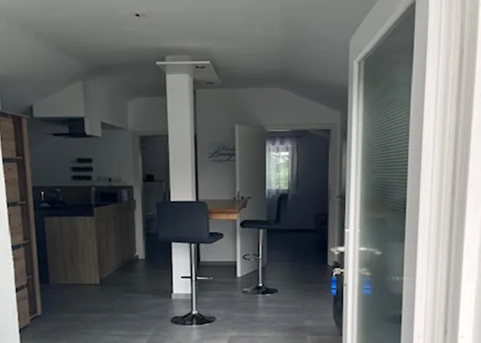 Weiher Lounge 锡默拉特